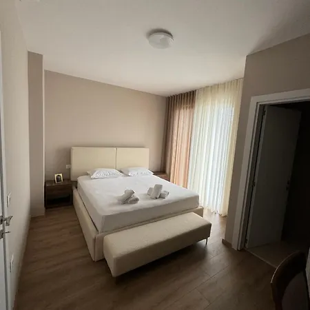 The Boulevard Bliss Tirana Exterior photo